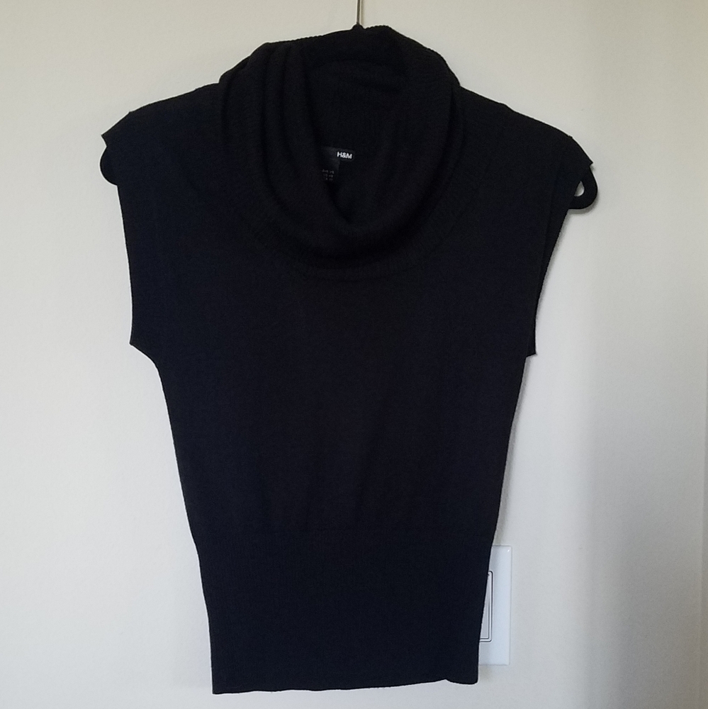 H&M Sleeveless Knit Top